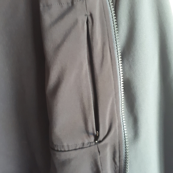 LULULEMON / L / Men's Final Say Moto Lightweight Jacket - Grey & Black Melanite - Picture 8 of 16